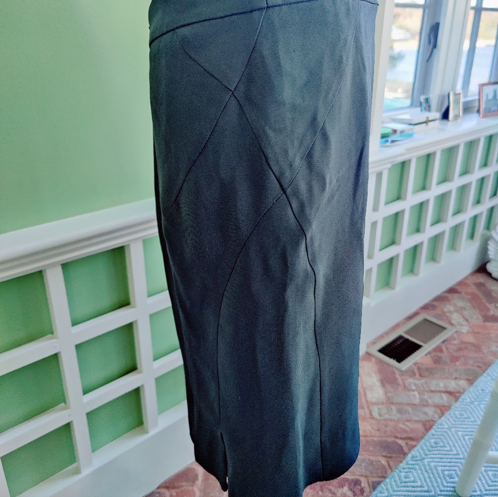 Armani Collezioni Size 42 dark gray skirt - Picture 4 of 6